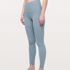 lululemon leggings size 4 length 25 /wunder under style/